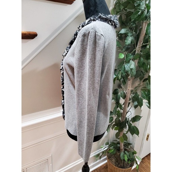 Red Women's Solid Gray Viscose Long Sleeve Ruffle Casual Cardigan Sweater Medium - Picture 7 of 12